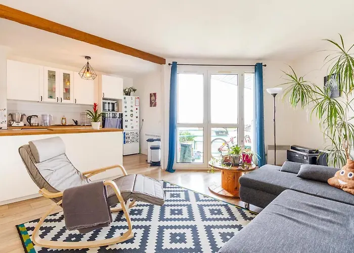 Chambre Calme Dans Un Lumineux Toulouse