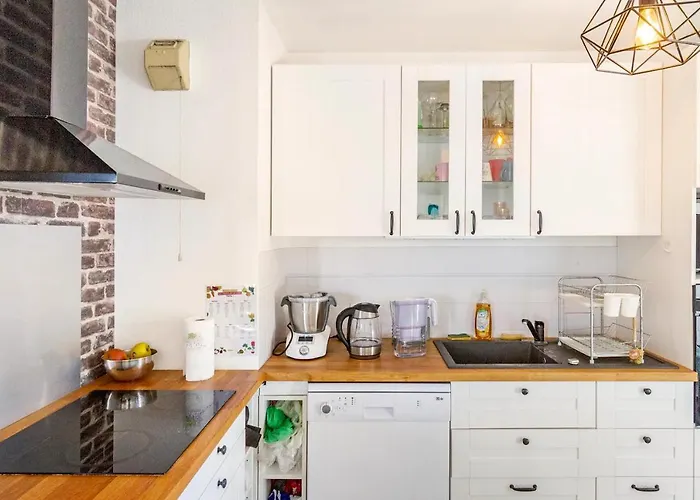 ホームステイ Chambre Calme Dans Un Lumineux *