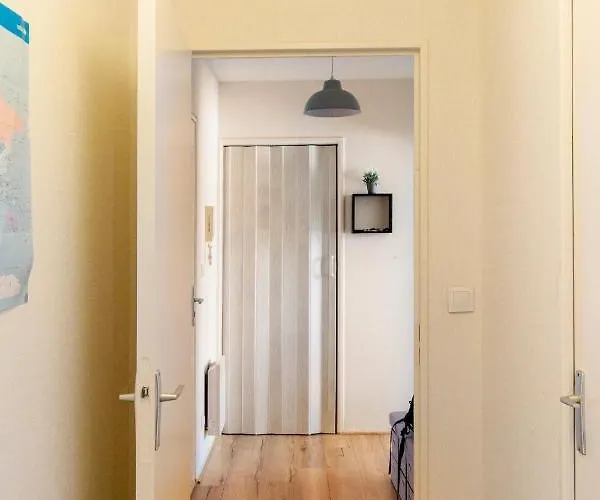 Quarto em Acomodações Particulares Chambre Calme Dans Un Lumineux